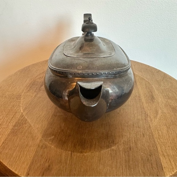 Vtg Silver Plated Sheffield Design  Kettle Tea Patina Nickel England Engraved M - Picture 3 of 16